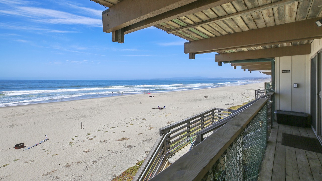 Photo of Patio Balcony in La Selva Beach