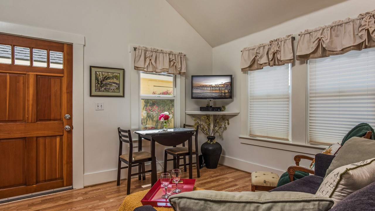 Photo of Livingroom in South Redondo
