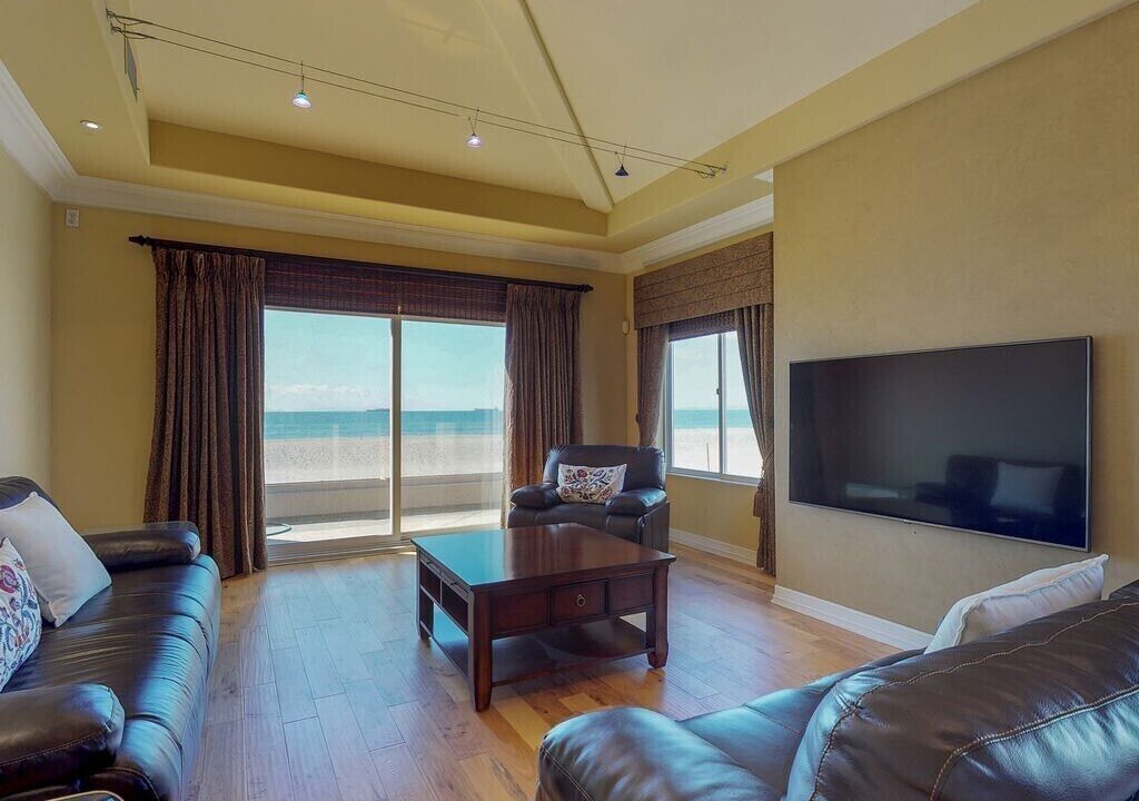 Photo of Bedroom in Sunset Beach