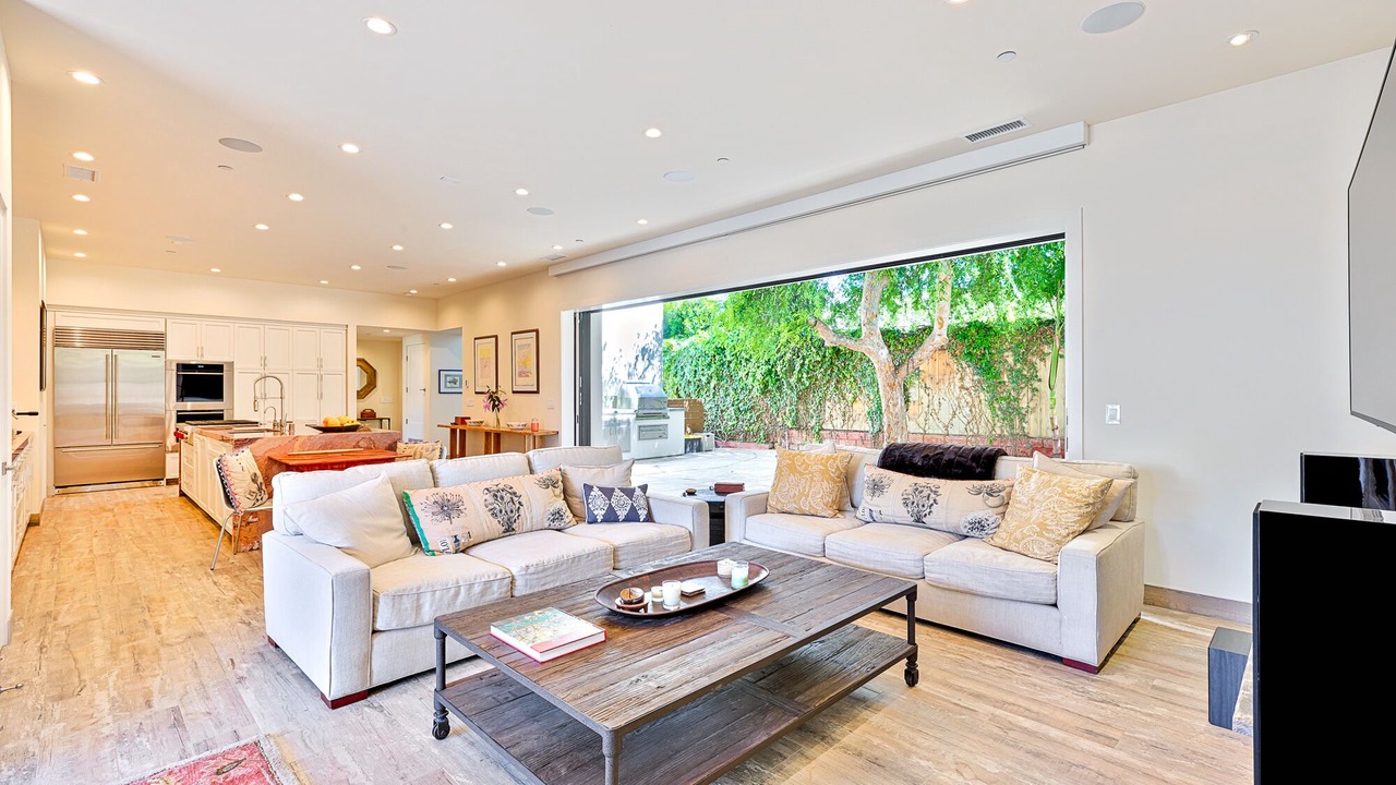 Photo of Bedroom in La Jolla Shores