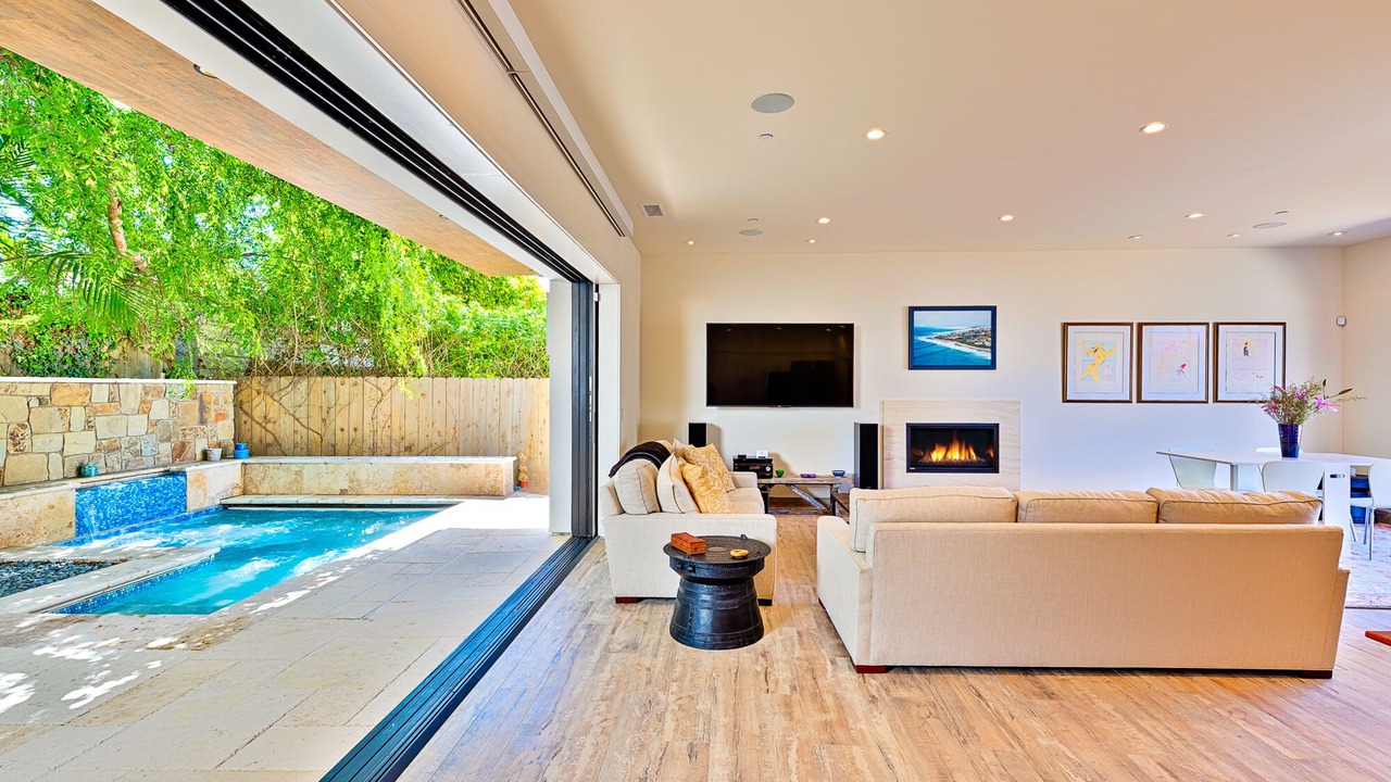 Photo of Livingroom in La Jolla Shores
