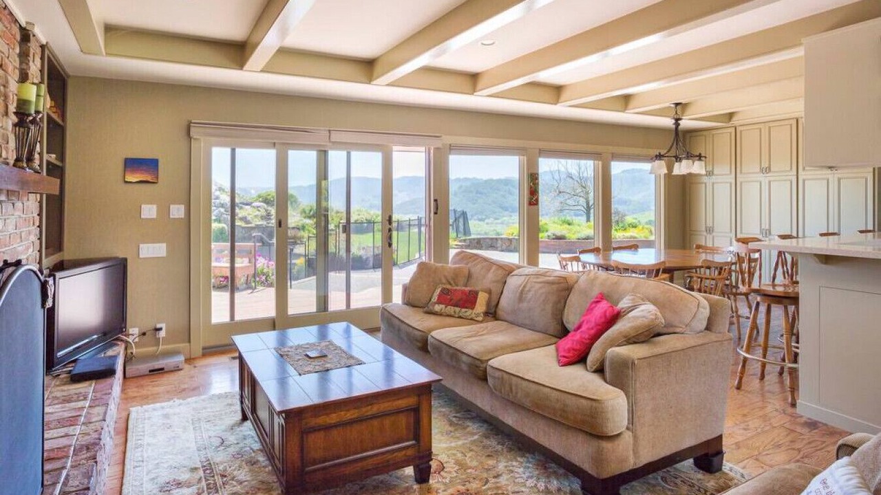 Photo of Livingroom in Nicasio