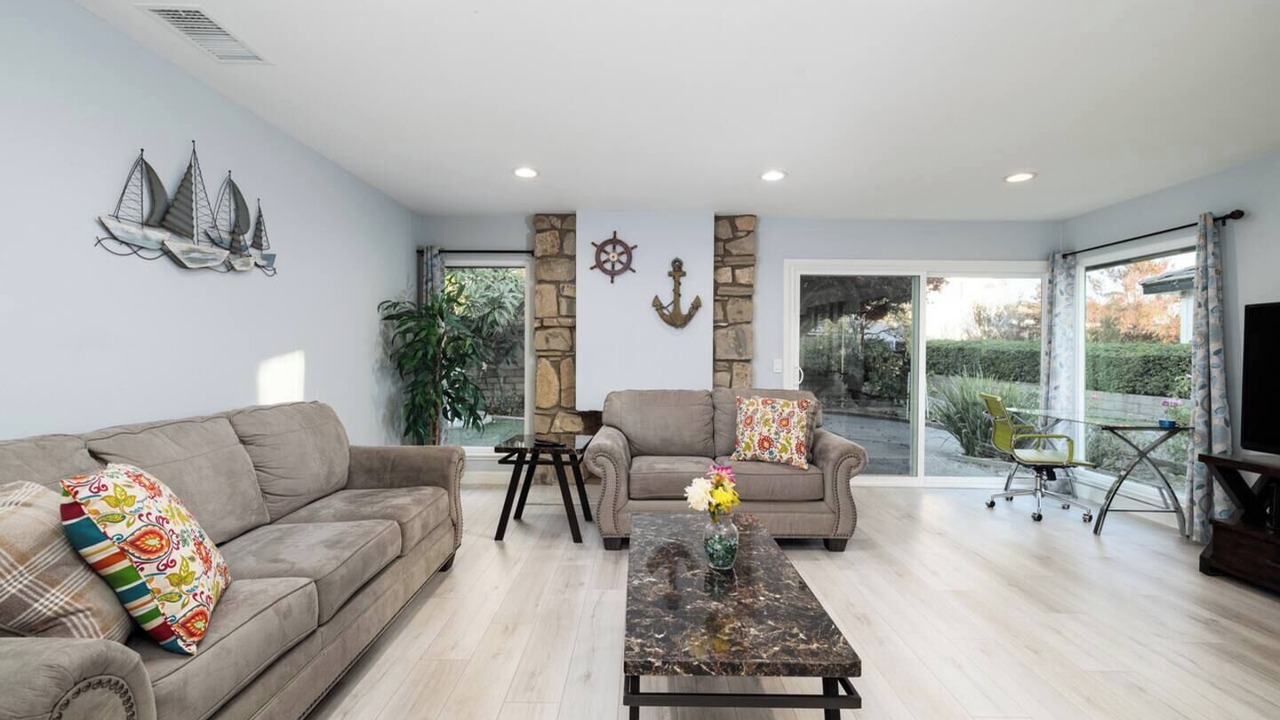 Photo of Bedroom in Laguna Niguel