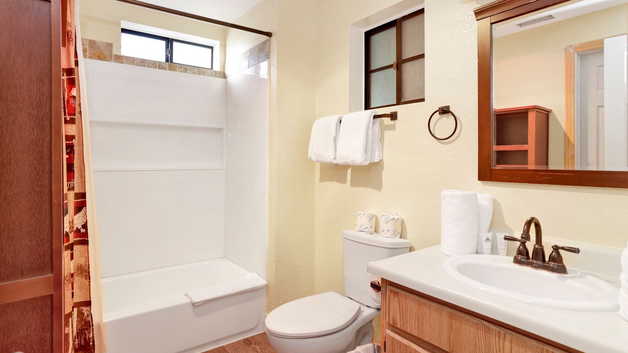 Photo of Bathroom in Fawnskin