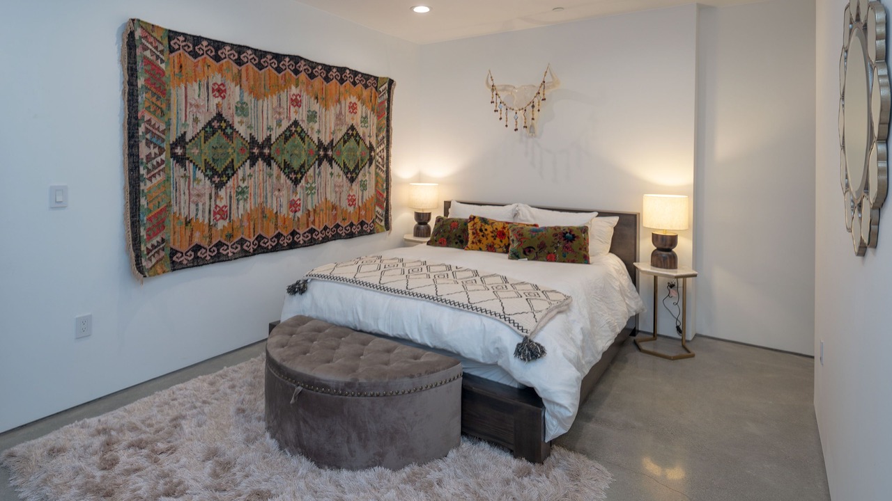 Photo of Bedroom in Hollywood Heights
