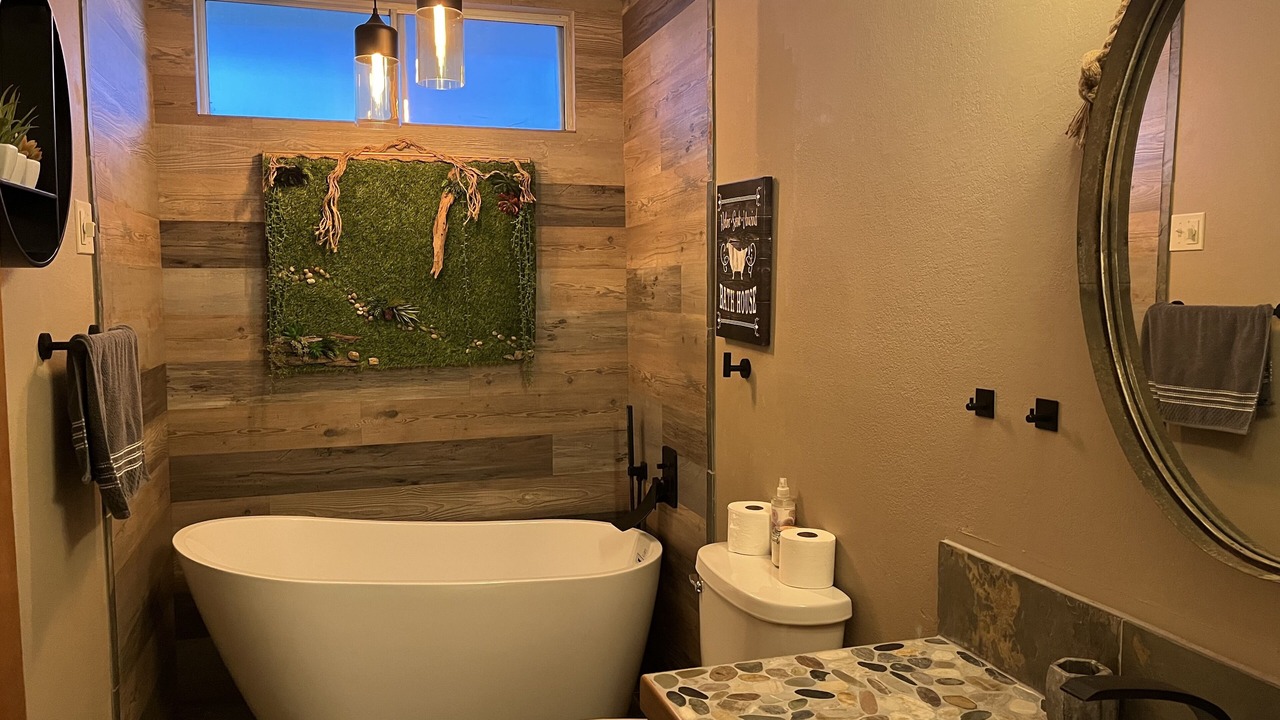 Photo of Bathroom in Arrowhead Villas
