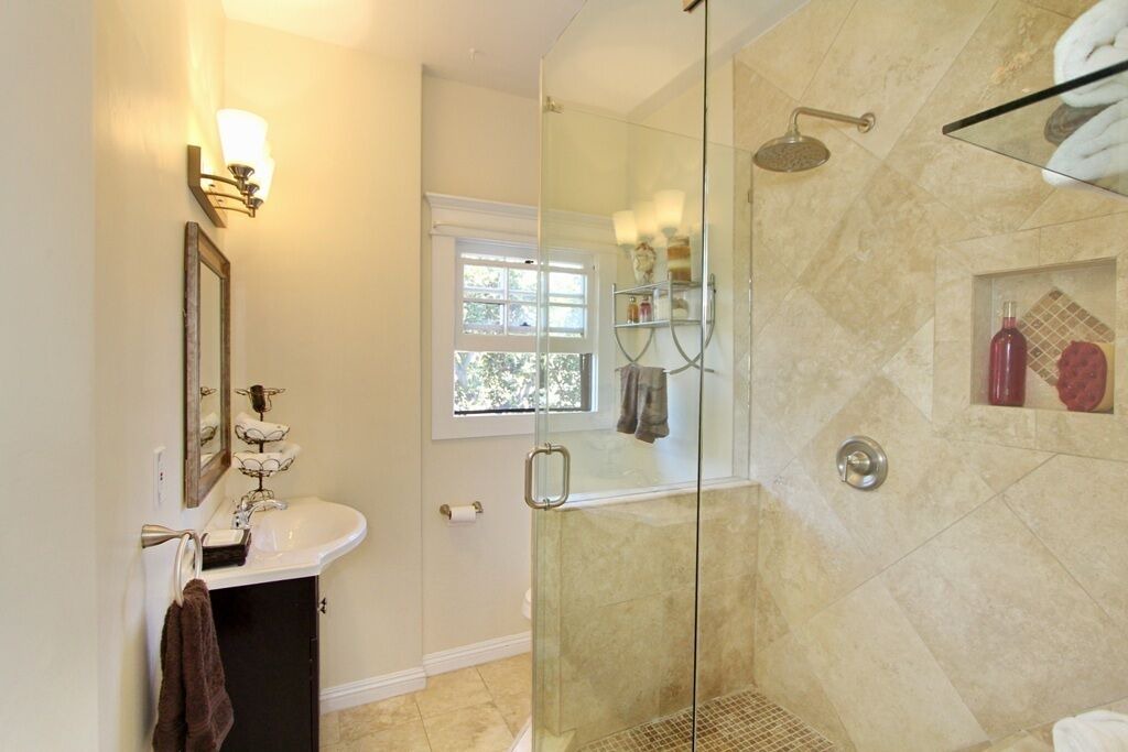 Photo of Bathroom in Bluff Park