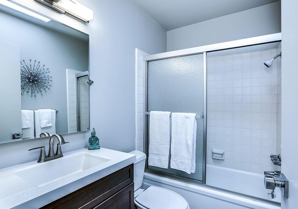 Photo of Bathroom in Sunrise Villas