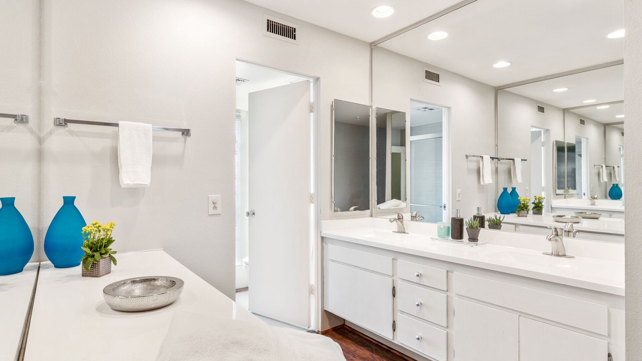 Photo of Bathroom in Indio