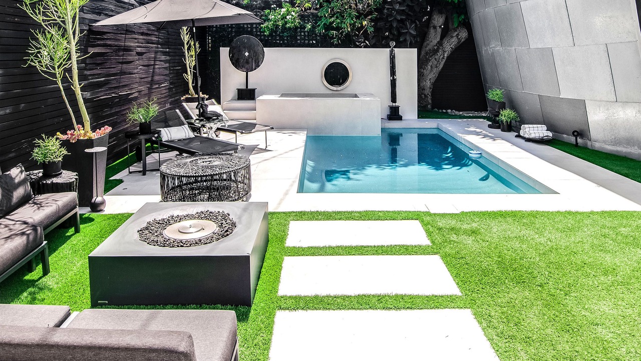 Photo of Outdoor in West Hollywood West