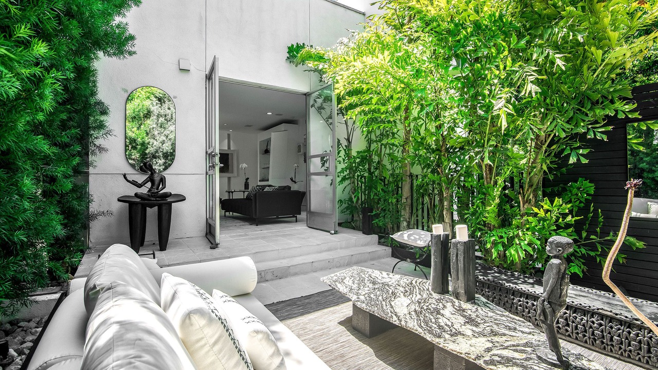Photo of Outdoor in West Hollywood West