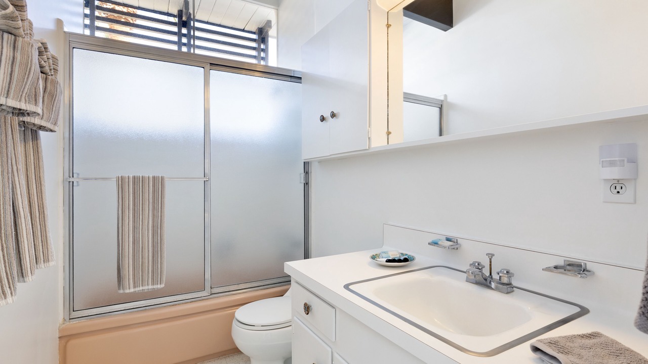 Photo of Bathroom in Twin Palms
