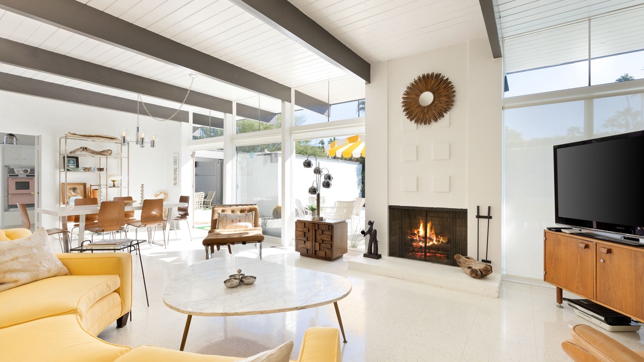 Photo of Livingroom in Twin Palms