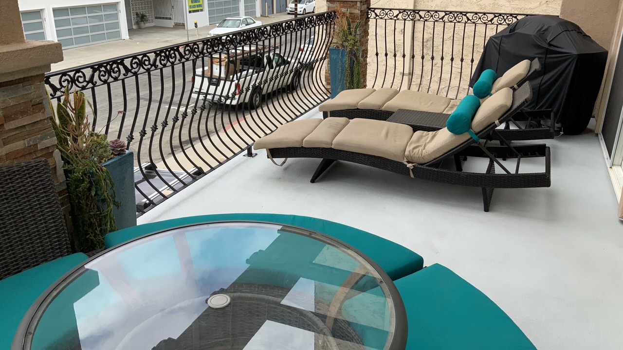 Photo of Patio Balcony in Hermosa Beach