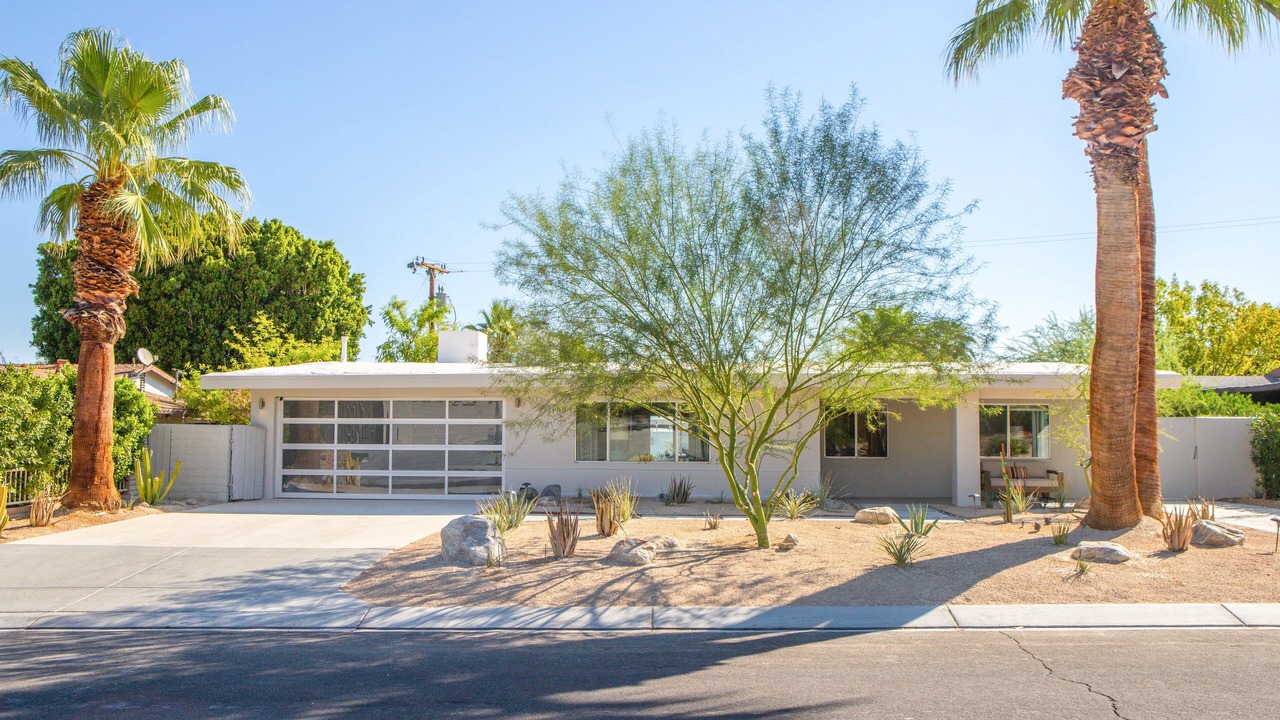 Photo of Outdoor in Cathedral City Cove