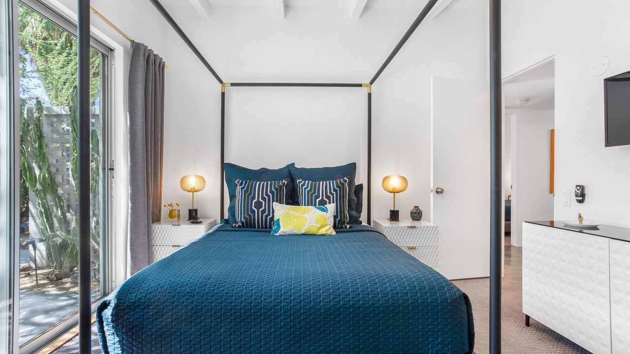 Photo of Bedroom in Cathedral City Cove