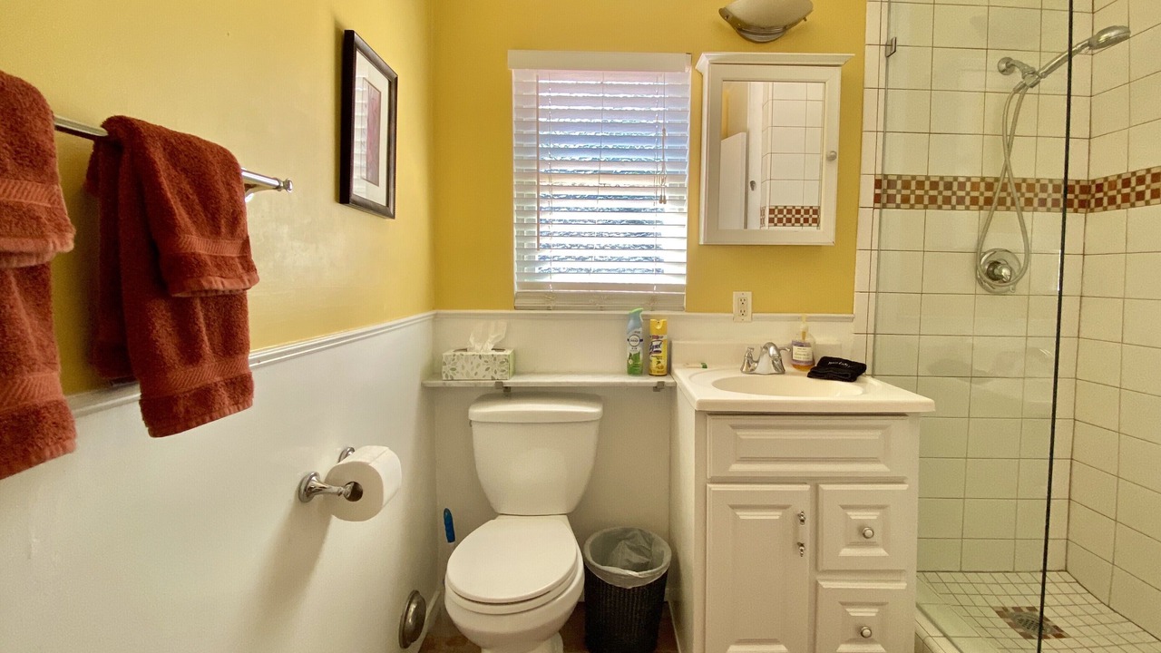 Photo of Bathroom in Studio City