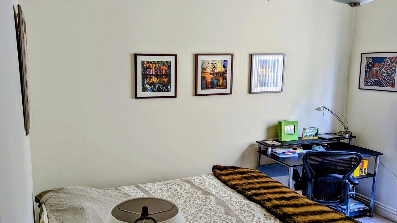 Photo of Bedroom in East Manhattan Beach