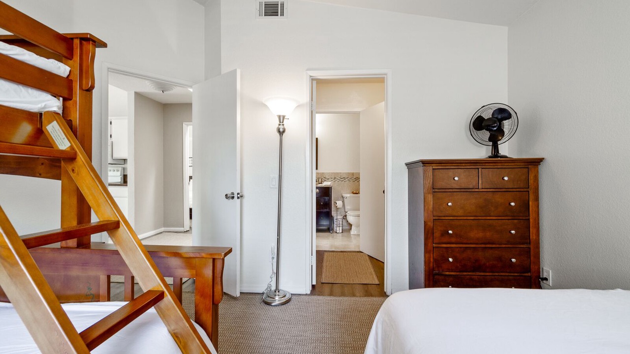 Photo of Bedroom in Monarch Beach