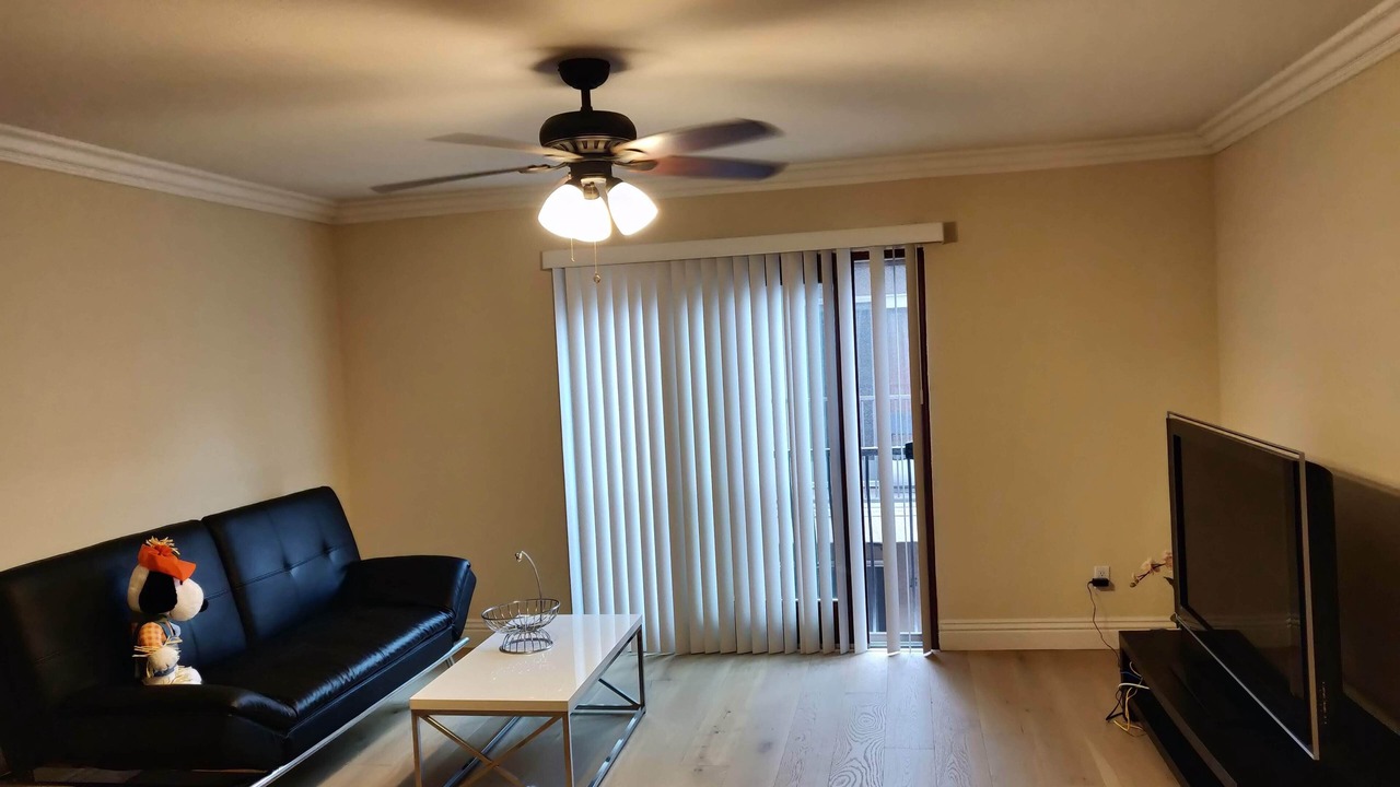 Photo of Livingroom in Village of La Jolla