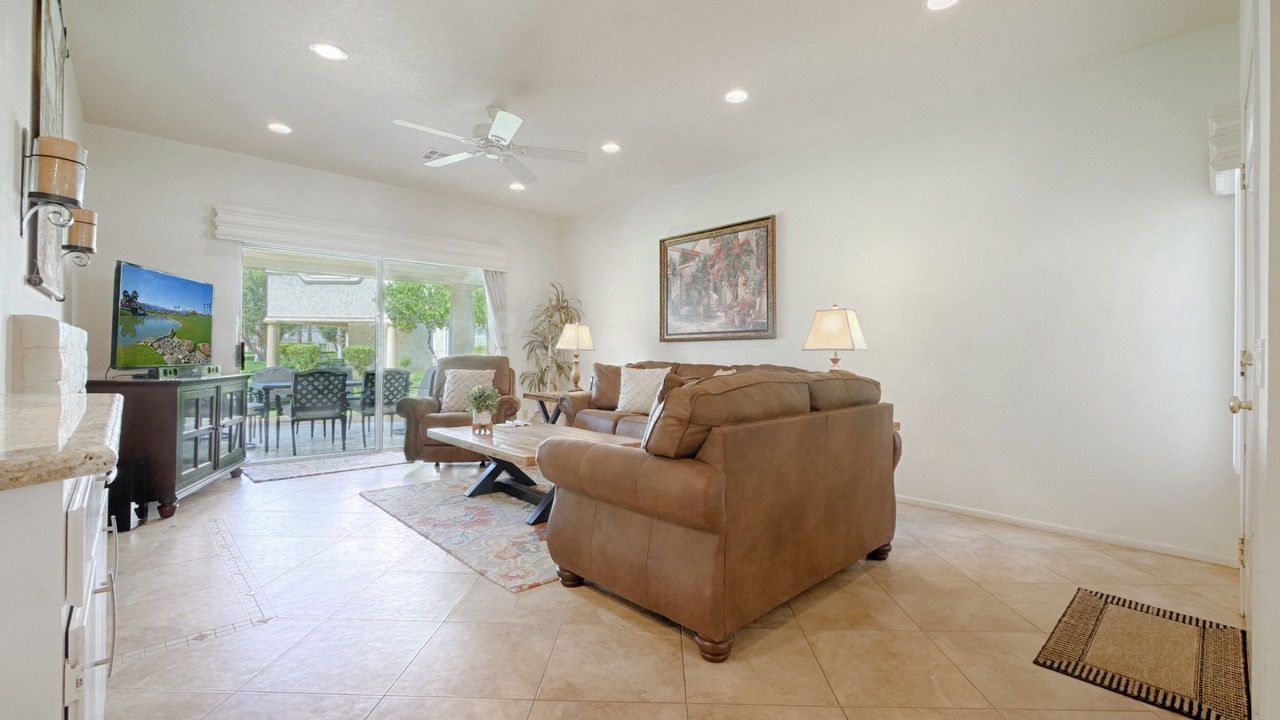 Photo of Livingroom in Palm Desert