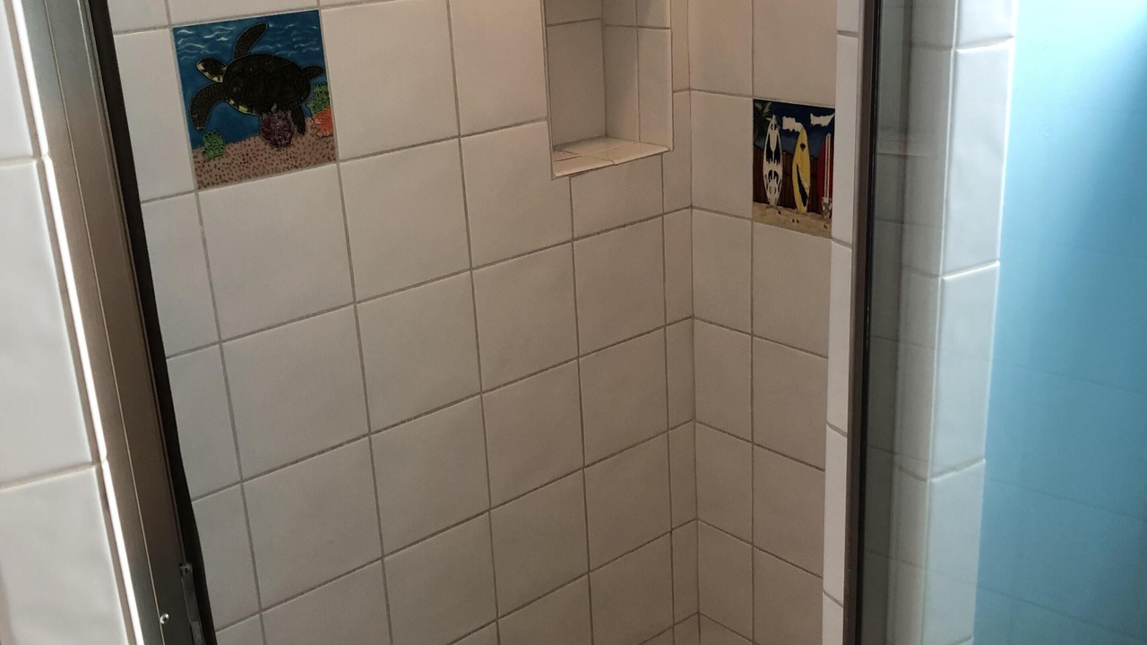 Photo of Bathroom in Corona del Mar