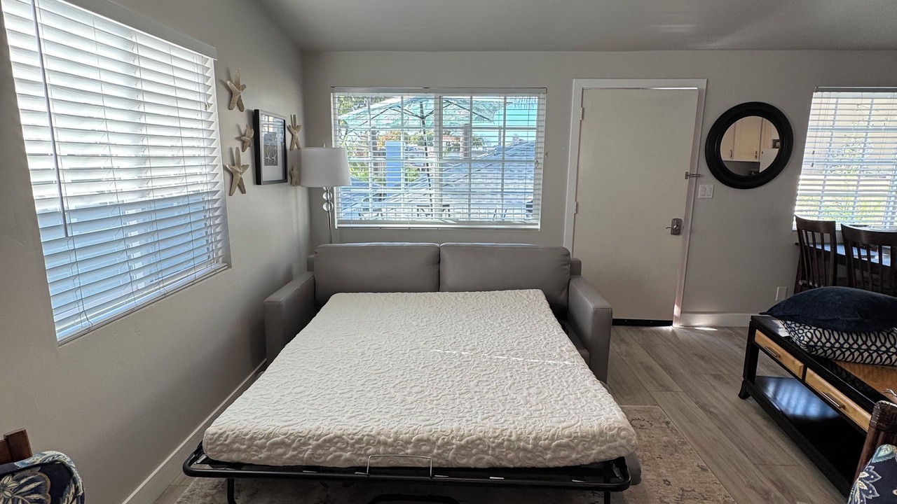 Photo of Bedroom in Corona del Mar
