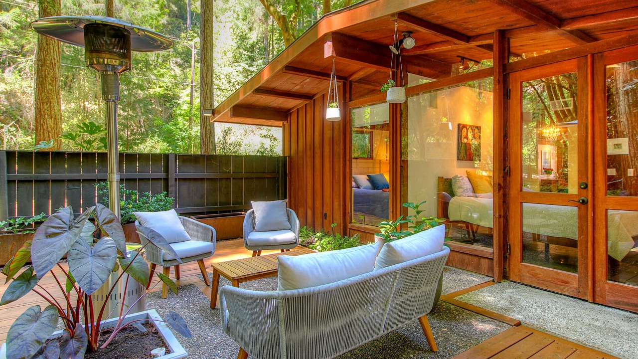 Photo of Patio Balcony in Forestville