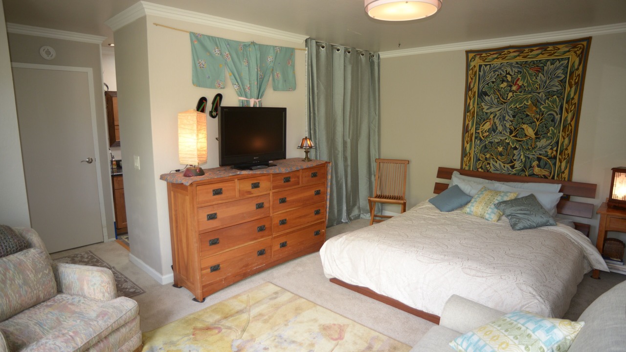 Photo of Bedroom in Park Pacifica