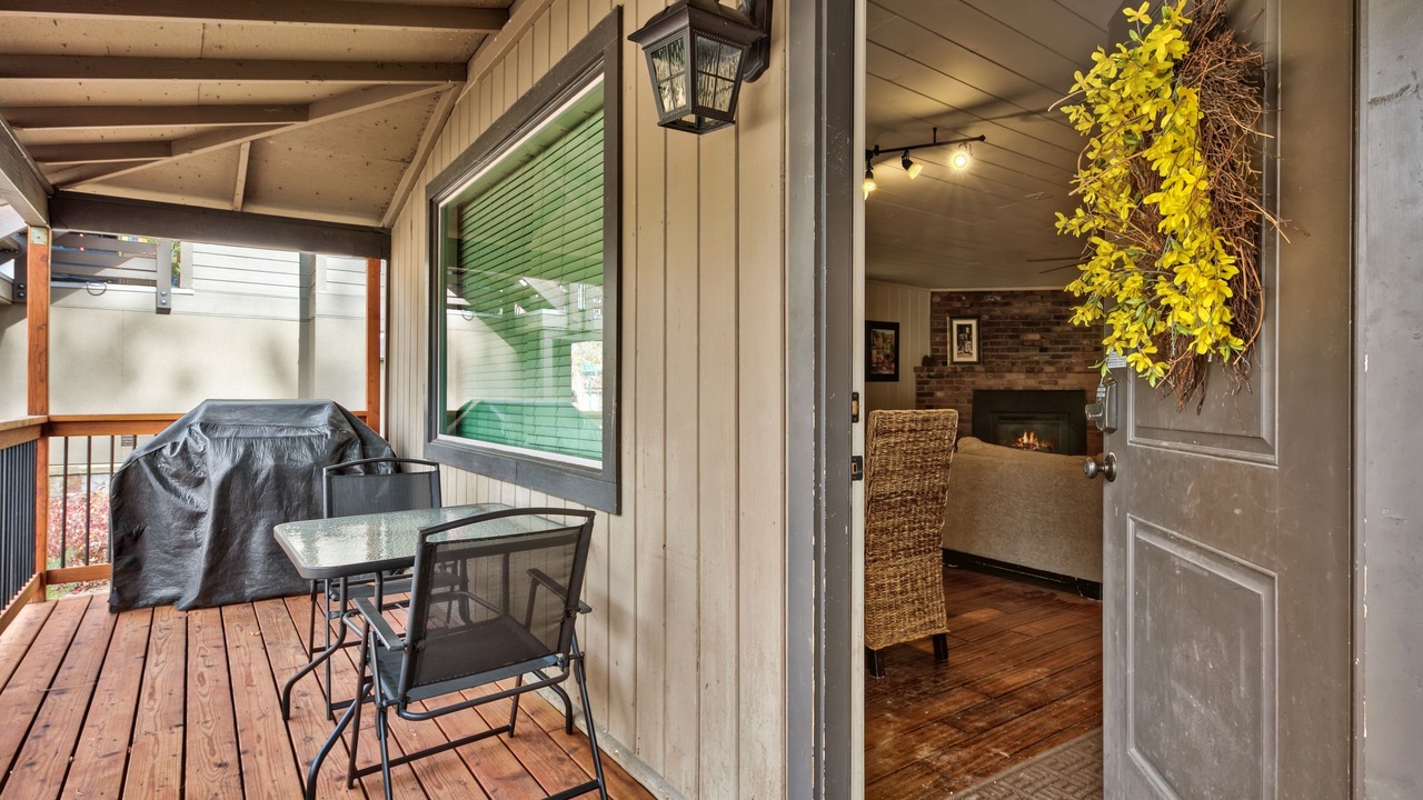Photo of Bedroom in Lakeside Park