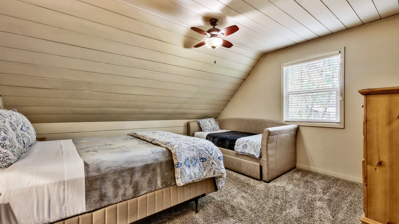 Photo of Bedroom in Lakeside Park