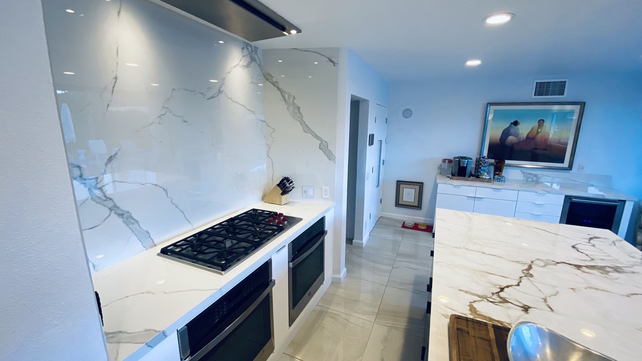 Photo of Kitchen in Canyon Corridor