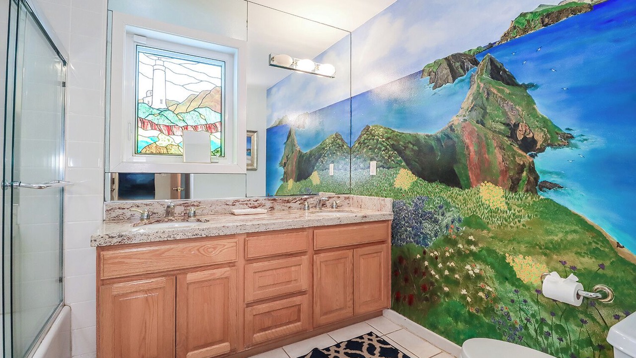 Photo of Bathroom in Pierpont Bay
