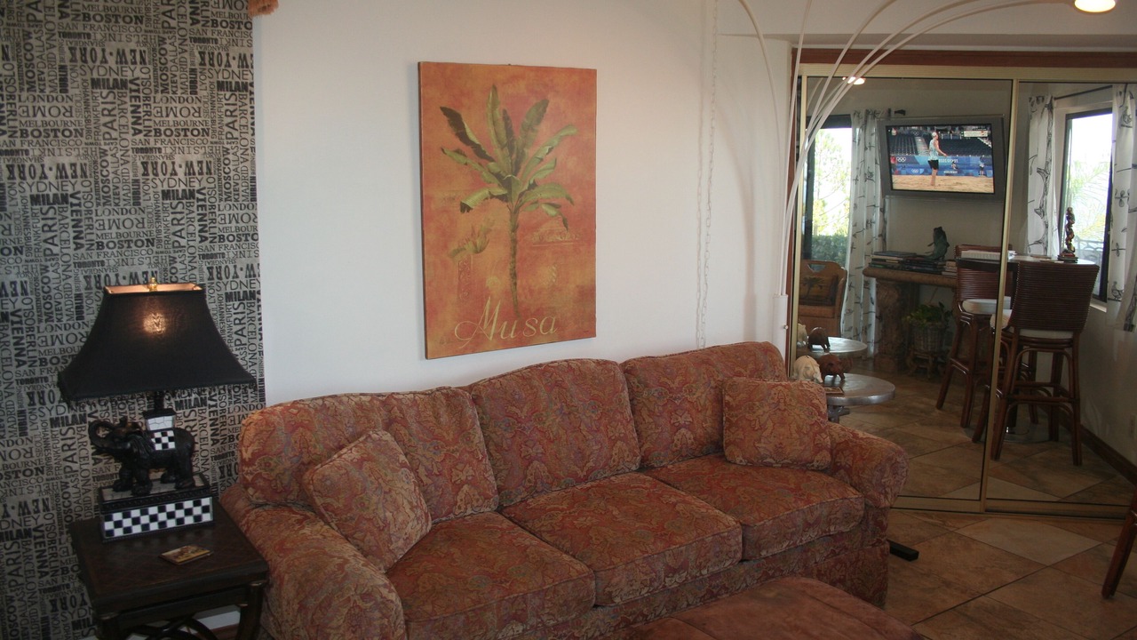 Photo of Livingroom in Western Malibu