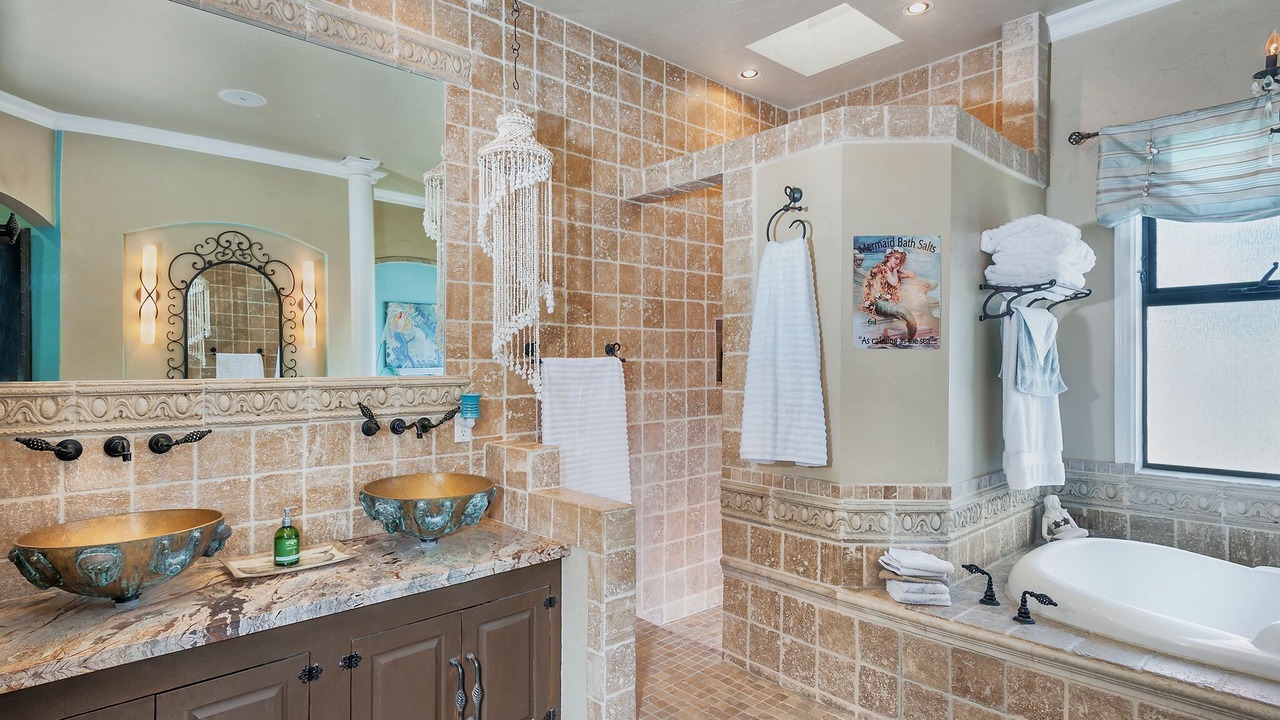 Photo of Bathroom in Belmont Shore