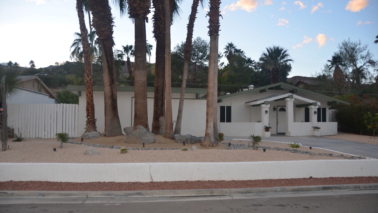 Photo of Outdoor in Cathedral City Cove