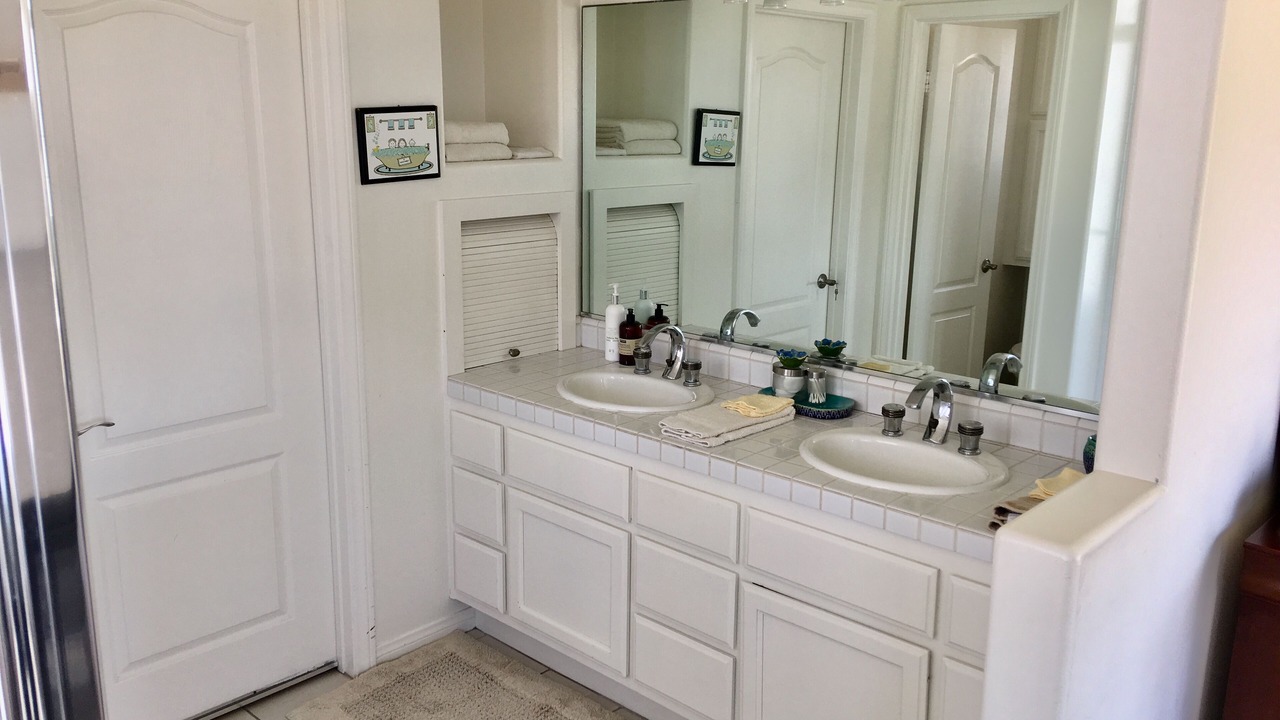 Photo of Bathroom in Sunset Beach