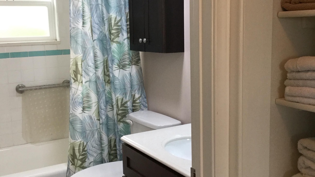 Photo of Bathroom in Pierpont Bay