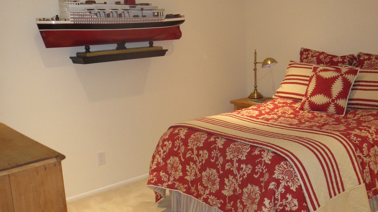Photo of Bedroom in Lompoc