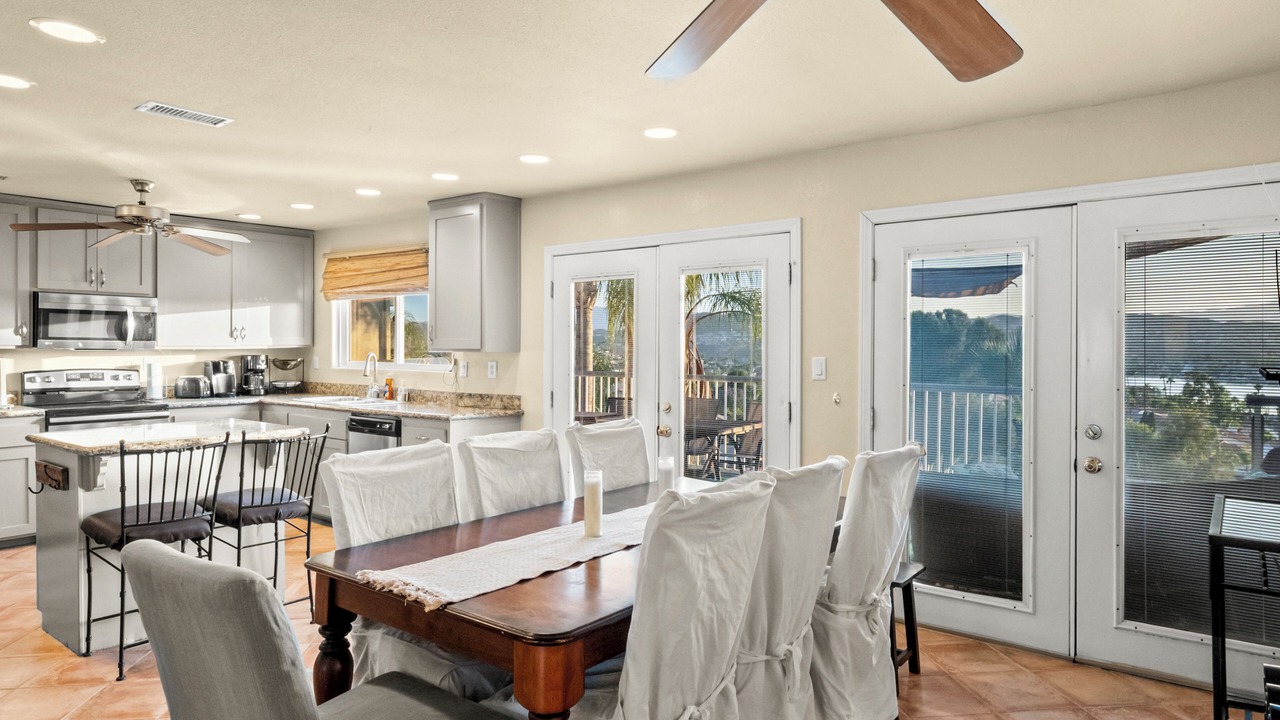 Photo of Kitchen in Canyon Lake