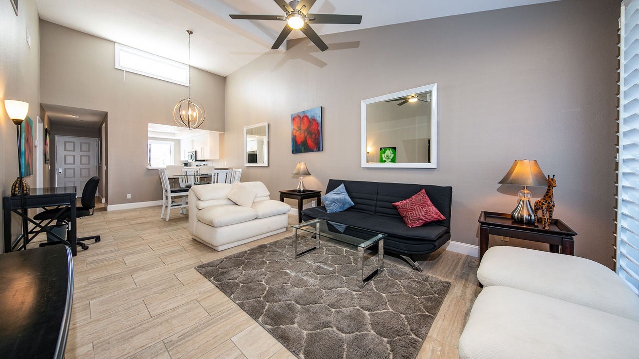Photo of Livingroom in Palm Desert