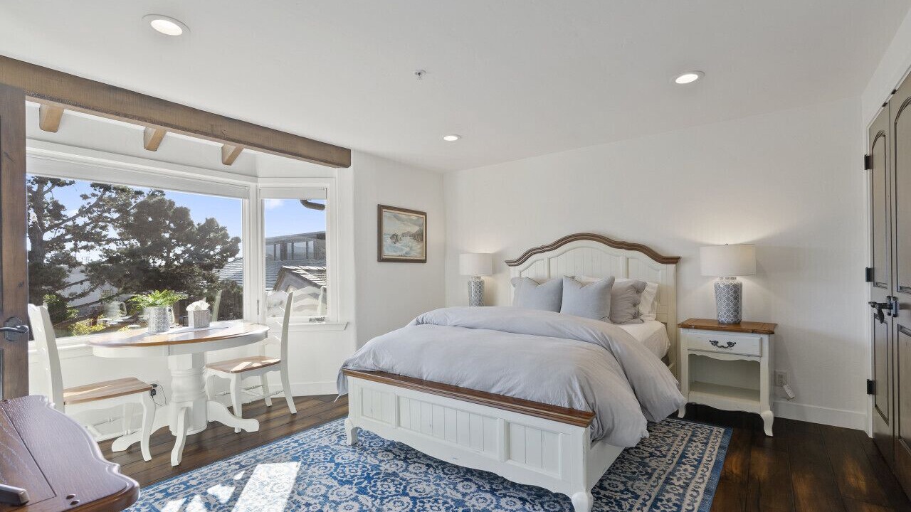 Photo of Bedroom in Golden Rectangle
