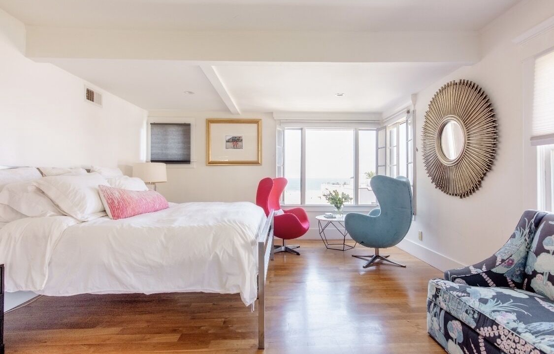 Photo of Bedroom in Downtown