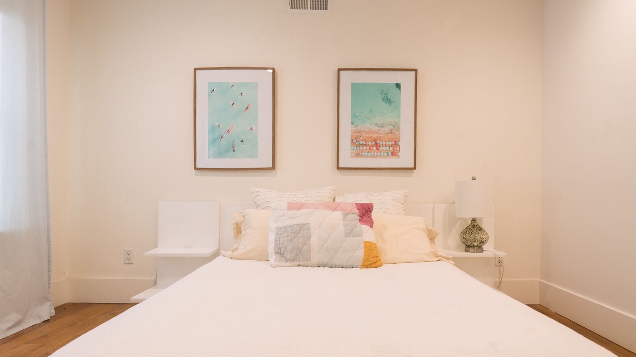 Photo of Bedroom in Downtown