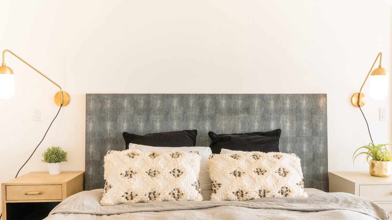 Photo of Bedroom in Downtown