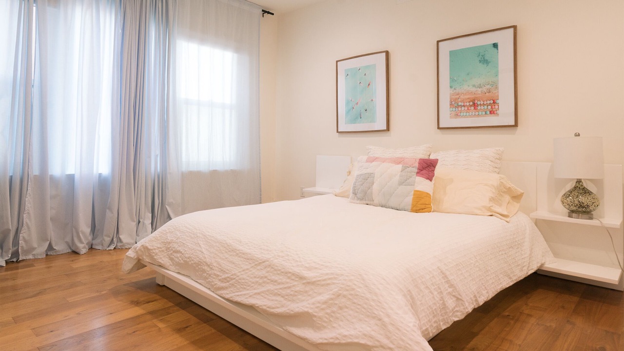 Photo of Bedroom in Downtown