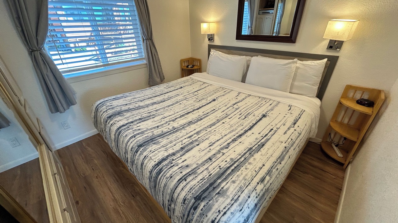 Photo of Bedroom in Smith River