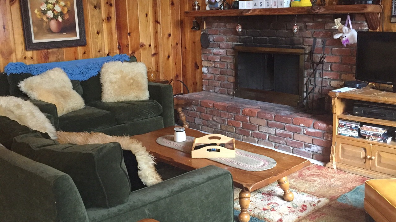 Photo of Livingroom in Wrightwood
