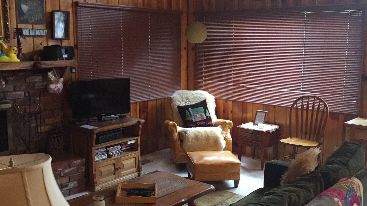 Photo of Livingroom in Wrightwood