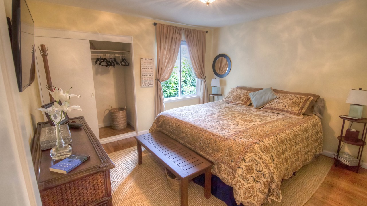 Photo of Bedroom in Northeast Carmel
